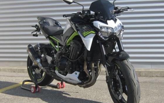 Umgebautes Motorrad Kawasaki Z900 von Motorradwelt Auer GmbH - Bild 2 Umgebautes Motorrad Kawasaki Z900 von Motorradwelt Auer GmbH - Bild 2