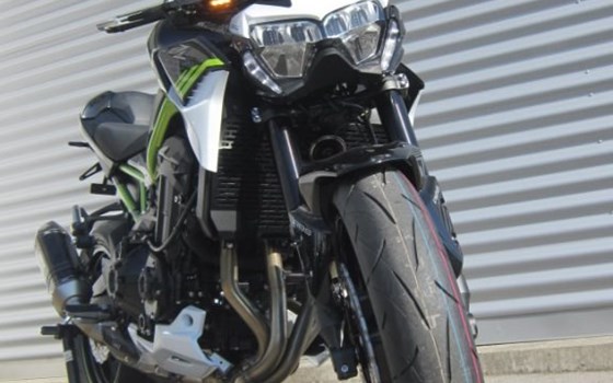 Umgebautes Motorrad Kawasaki Z900 von Motorradwelt Auer GmbH - Bild 6 Umgebautes Motorrad Kawasaki Z900 von Motorradwelt Auer GmbH - Bild 6