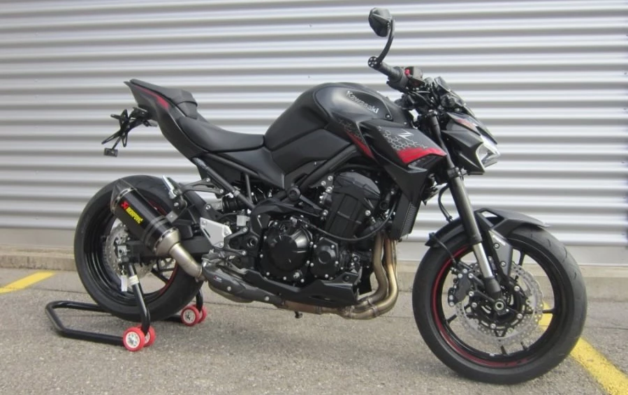Rebuilt motorbike Kawasaki Z900 Bild 5: Rebuilt motorbike Kawasaki Z900