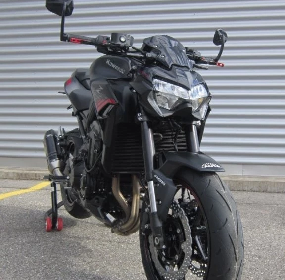 Rebuilt motorbike Kawasaki Z900 Bild 7: Rebuilt motorbike Kawasaki Z900
