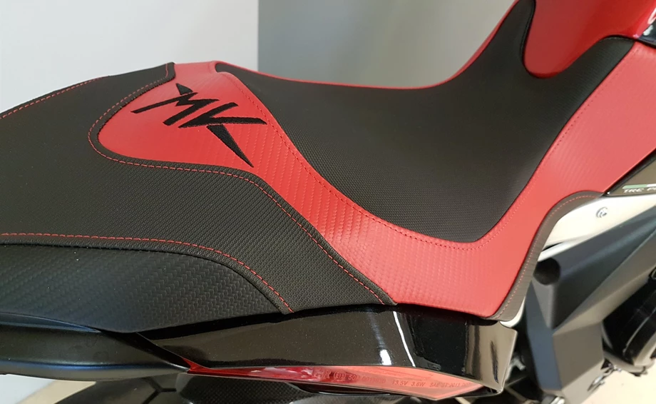 Umbgebautes Motorrad MV Agusta Dragster 800 RR Bild 7: Umbgebautes Motorrad MV Agusta Dragster 800 RR