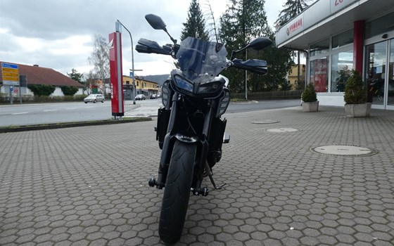Umgebautes Motorrad Yamaha MT-09 von Zweirad-Center Zöller - Bild 18 Umgebautes Motorrad Yamaha MT-09 von Zweirad-Center Zöller - Bild 18