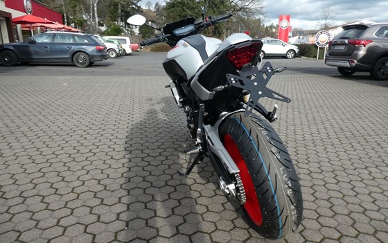 Umgebautes Motorrad Yamaha MT-07 von Zweirad-Center Zöller - Bild 7 Umgebautes Motorrad Yamaha MT-07 von Zweirad-Center Zöller - Bild 7