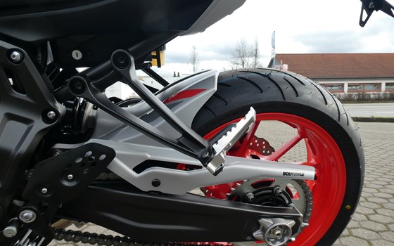 Umgebautes Motorrad Yamaha MT-07 von Zweirad-Center Zöller - Bild 11 Umgebautes Motorrad Yamaha MT-07 von Zweirad-Center Zöller - Bild 11