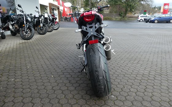 Umgebautes Motorrad Honda CB 1000 R von Zweirad-Center Zöller - Bild 7 Umgebautes Motorrad Honda CB 1000 R von Zweirad-Center Zöller - Bild 7