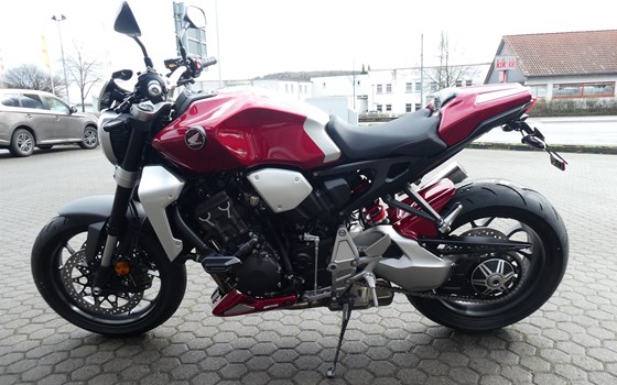 Umgebautes Motorrad Honda CB 1000 R von Zweirad-Center Zöller - Bild 5 Umgebautes Motorrad Honda CB 1000 R von Zweirad-Center Zöller - Bild 5