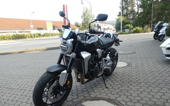 Umgebautes Motorrad Honda CB 1000 R von Zweirad-Center Zöller - Bild 10 Umgebautes Motorrad Honda CB 1000 R von Zweirad-Center Zöller - Bild 10