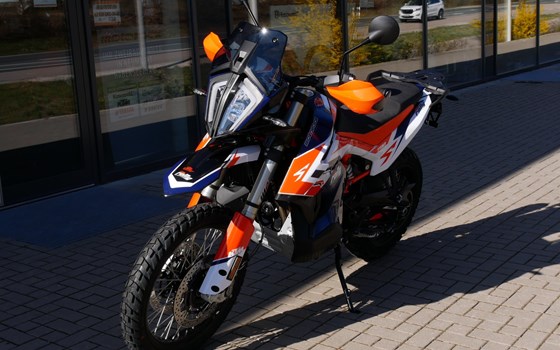 Umgebautes Motorrad KTM 790 Adventure R von motoroox GmbH - Bild 5 Umgebautes Motorrad KTM 790 Adventure R von motoroox GmbH - Bild 5