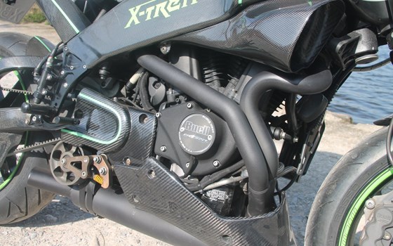 Umgebautes Motorrad Buell Firebolt XB 9R von X-Trem Custombikes - Bild 21 Umgebautes Motorrad Buell Firebolt XB 9R von X-Trem Custombikes - Bild 21