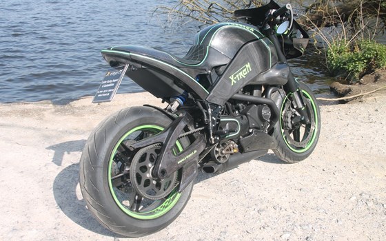 Umgebautes Motorrad Buell Firebolt XB 9R von X-Trem Custombikes - Bild 29 Umgebautes Motorrad Buell Firebolt XB 9R von X-Trem Custombikes - Bild 29