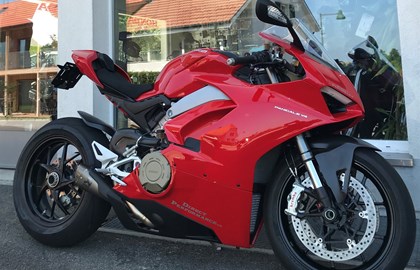 Ducati Panigale V4 Custom Bike