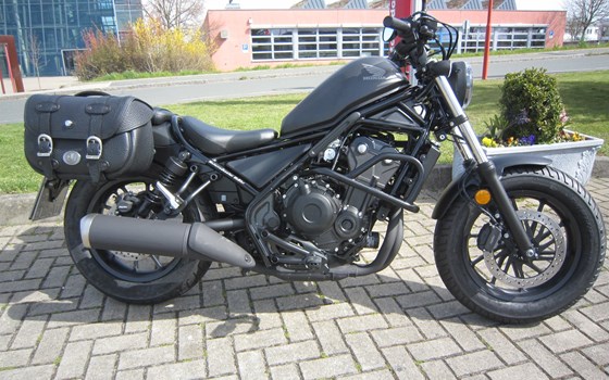 Umgebautes Motorrad Honda CMX500 Rebel von Motorradcenter Keßler - Bild 3 Umgebautes Motorrad Honda CMX500 Rebel von Motorradcenter Keßler - Bild 3