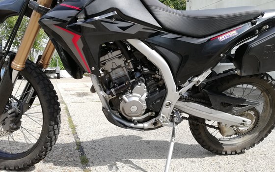 Umgebautes Motorrad Honda CRF250L von Dino - Motorradtechnik - Bild 5 Umgebautes Motorrad Honda CRF250L von Dino - Motorradtechnik - Bild 5