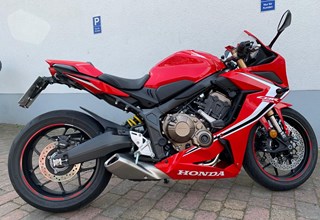 Honda CBR650R