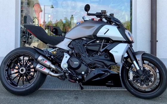 Umgebautes Motorrad Ducati Diavel 1260 von Direct Performance - Bild 2 Umgebautes Motorrad Ducati Diavel 1260 von Direct Performance - Bild 2