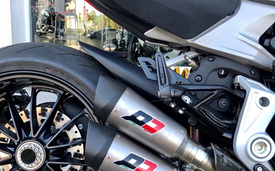 Umgebautes Motorrad Ducati Diavel 1260 von Direct Performance - Bild 3 Umgebautes Motorrad Ducati Diavel 1260 von Direct Performance - Bild 3