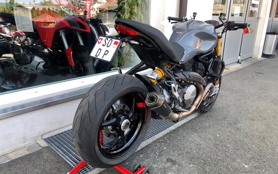 Umgebautes Motorrad Ducati Monster 1200 S von Direct Performance - Bild 7 Umgebautes Motorrad Ducati Monster 1200 S von Direct Performance - Bild 7