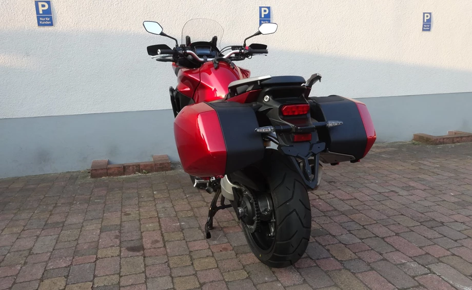 Rebuilt motorbike Honda VFR800X Crossrunner Bild 11: Rebuilt motorbike Honda VFR800X Crossrunner