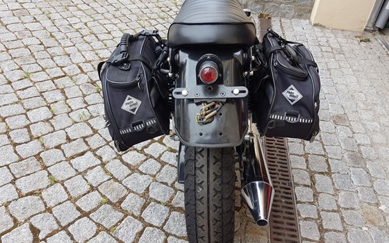 Umgebautes Motorrad Yamaha SR 500 von user1172077 - Bild 3 Umgebautes Motorrad Yamaha SR 500 von user1172077 - Bild 3