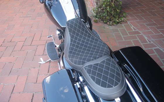 Umgebautes Motorrad Harley-Davidson Road King Custom FLHRS von X-Trem Custombikes - Bild 20 Umgebautes Motorrad Harley-Davidson Road King Custom FLHRS von X-Trem Custombikes - Bild 20