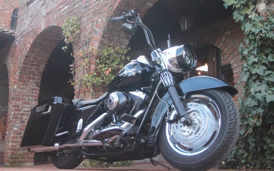 Umgebautes Motorrad Harley-Davidson Road King Custom FLHRS von X-Trem Custombikes - Bild 8 Umgebautes Motorrad Harley-Davidson Road King Custom FLHRS von X-Trem Custombikes - Bild 8