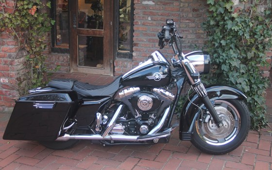 Umgebautes Motorrad Harley-Davidson Road King Custom FLHRS von X-Trem Custombikes - Bild 11 Umgebautes Motorrad Harley-Davidson Road King Custom FLHRS von X-Trem Custombikes - Bild 11