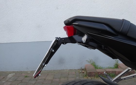 Umgebautes Motorrad Honda CB650R von Motorradtechnik Lang GmbH - Bild 4 Umgebautes Motorrad Honda CB650R von Motorradtechnik Lang GmbH - Bild 4