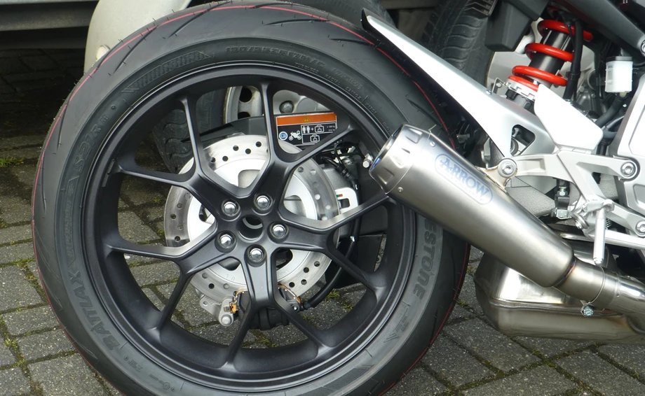 Umbgebautes Motorrad Honda CB1000R+ Bild 12: Umbgebautes Motorrad Honda CB1000R+