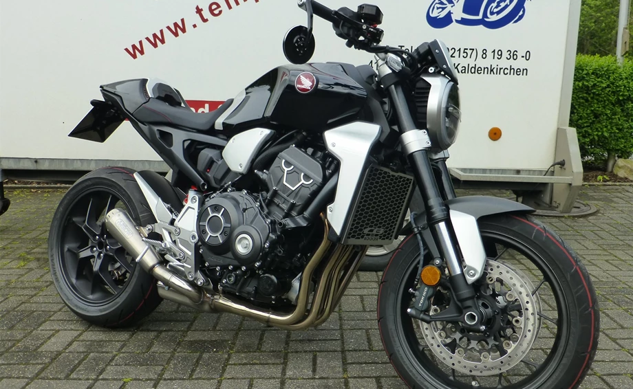 Umbgebautes Motorrad Honda CB1000R+ Bild 14: Umbgebautes Motorrad Honda CB1000R+