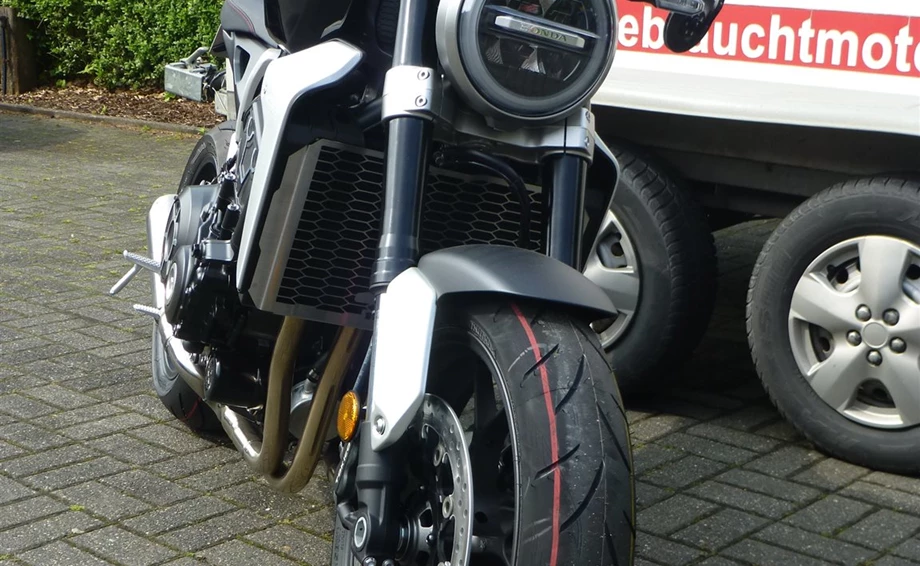 Umbgebautes Motorrad Honda CB1000R+ Bild 7: Umbgebautes Motorrad Honda CB1000R+