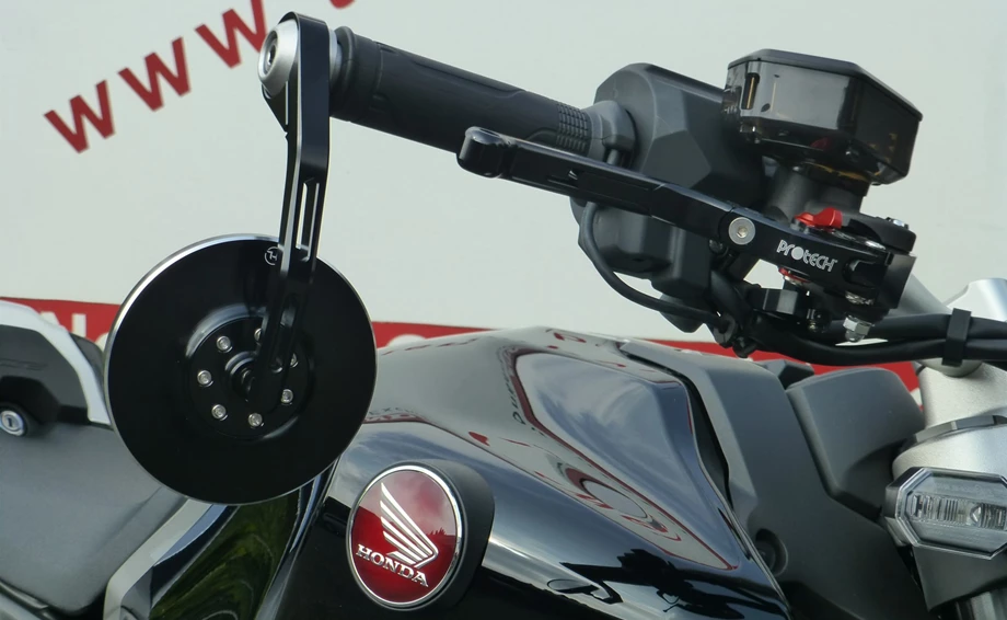 Umbgebautes Motorrad Honda CB1000R+ Bild 9: Umbgebautes Motorrad Honda CB1000R+