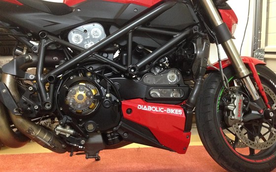 Umgebautes Motorrad Ducati Streetfighter von huti33 - Bild 1