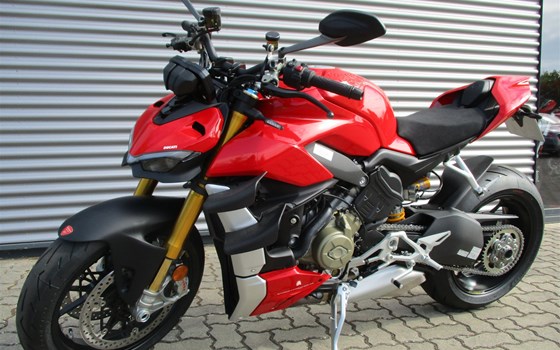 Umgebautes Motorrad Ducati Streetfighter V4 S von Team Wahlers GmbH - Bild 1 Umgebautes Motorrad Ducati Streetfighter V4 S von Team Wahlers GmbH - Bild 1