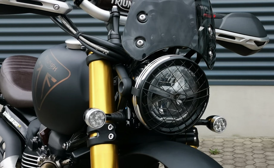 Umbgebautes Motorrad Triumph Scrambler 1200 XE Bild 2: Umbgebautes Motorrad Triumph Scrambler 1200 XE
