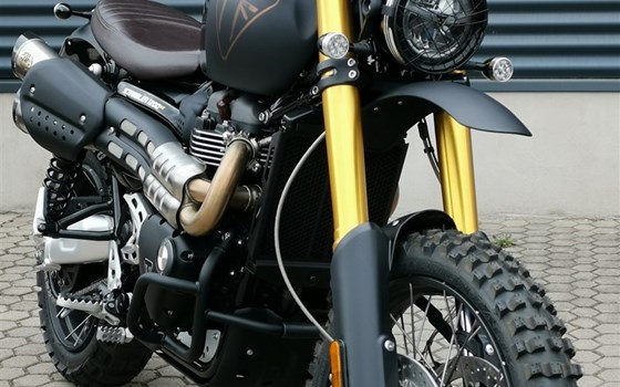 Umgebautes Motorrad Triumph Scrambler 1200 XE von Stärker-Profil GmbH - Bild 15 Umgebautes Motorrad Triumph Scrambler 1200 XE von Stärker-Profil GmbH - Bild 15