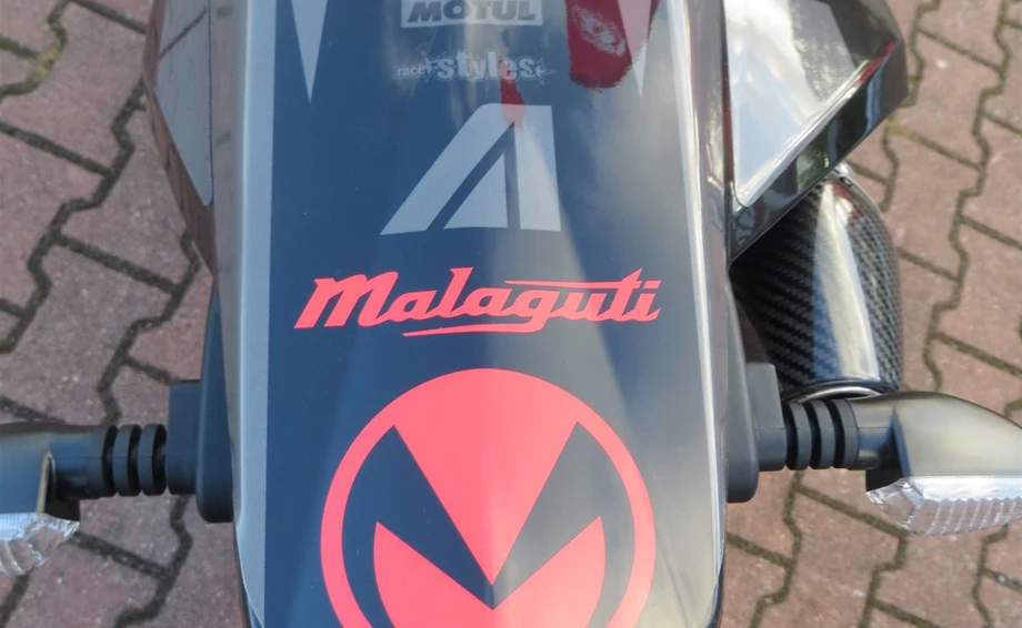 Umbgebautes Motorrad Malaguti XSM 125 Supermoto Bild 10: Umbgebautes Motorrad Malaguti XSM 125 Supermoto