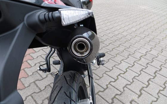 Umgebautes Motorrad Malaguti XSM 125 Supermoto von RB-Motorsports Bike & Car Service Ronny Bloch - Bild 5 Umgebautes Motorrad Malaguti XSM 125 Supermoto von RB-Motorsports Bike & Car Service Ronny Bloch - Bild 5