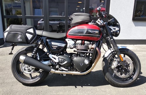 Triumph Speed Twin 1200