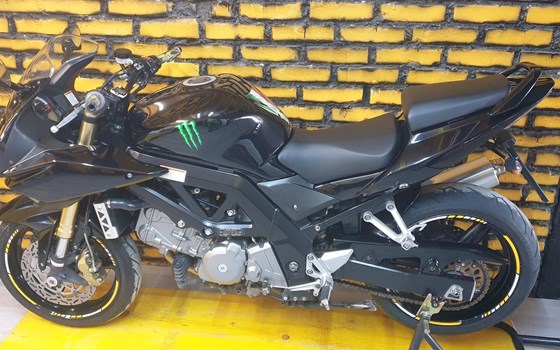 Umgebautes Motorrad Suzuki SV 650S von ratiko - Bild 1 Umgebautes Motorrad Suzuki SV 650S von ratiko - Bild 1