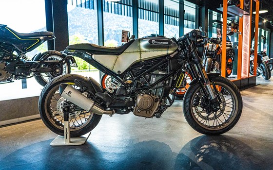 Umgebautes Motorrad Husqvarna Vitpilen 401 von KINI Bike World - Bild 10 Umgebautes Motorrad Husqvarna Vitpilen 401 von KINI Bike World - Bild 10