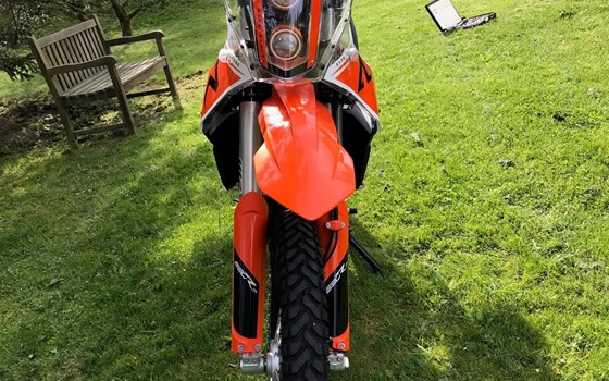 Umgebautes Motorrad KTM 690 Enduro R von KINI Bike World - Bild 5 Umgebautes Motorrad KTM 690 Enduro R von KINI Bike World - Bild 5