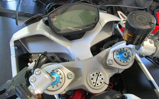 Umgebautes Motorrad Ducati SuperSport S von Team Wahlers GmbH - Bild 14 Umgebautes Motorrad Ducati SuperSport S von Team Wahlers GmbH - Bild 14