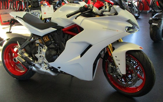 Umgebautes Motorrad Ducati SuperSport S von Team Wahlers GmbH - Bild 6 Umgebautes Motorrad Ducati SuperSport S von Team Wahlers GmbH - Bild 6