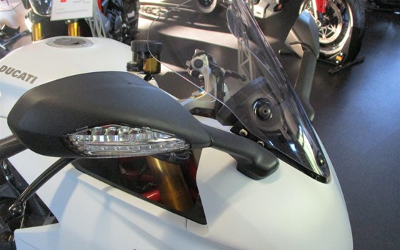 Umgebautes Motorrad Ducati SuperSport S von Team Wahlers GmbH - Bild 10 Umgebautes Motorrad Ducati SuperSport S von Team Wahlers GmbH - Bild 10