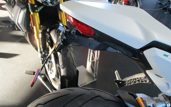 Umgebautes Motorrad Ducati SuperSport S von Team Wahlers GmbH - Bild 12 Umgebautes Motorrad Ducati SuperSport S von Team Wahlers GmbH - Bild 12