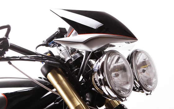 Umgebautes Motorrad Triumph Speed Triple 1050 von Triumph Emsland - Hertrampf Racing - Bild 4 Umgebautes Motorrad Triumph Speed Triple 1050 von Triumph Emsland - Hertrampf Racing - Bild 4