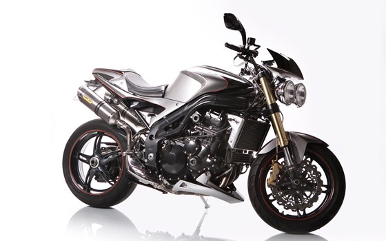 Umgebautes Motorrad Triumph Speed Triple 1050 von Triumph Emsland - Hertrampf Racing - Bild 6 Umgebautes Motorrad Triumph Speed Triple 1050 von Triumph Emsland - Hertrampf Racing - Bild 6