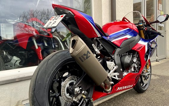 Umgebautes Motorrad Honda CBR1000RR-R Fireblade SP von Direct Performance - Bild 3 Umgebautes Motorrad Honda CBR1000RR-R Fireblade SP von Direct Performance - Bild 3