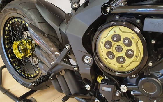 Umgebautes Motorrad MV Agusta Dragster 800 RR von Motorrad Scheunpflug e.K. - Bild 3 Umgebautes Motorrad MV Agusta Dragster 800 RR von Motorrad Scheunpflug e.K. - Bild 3