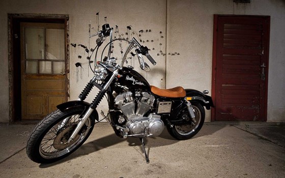 Umgebautes Motorrad Harley-Davidson Sportster XL 883 von WS-Motorradtechnik KG - Bild 1 Umgebautes Motorrad Harley-Davidson Sportster XL 883 von WS-Motorradtechnik KG - Bild 1